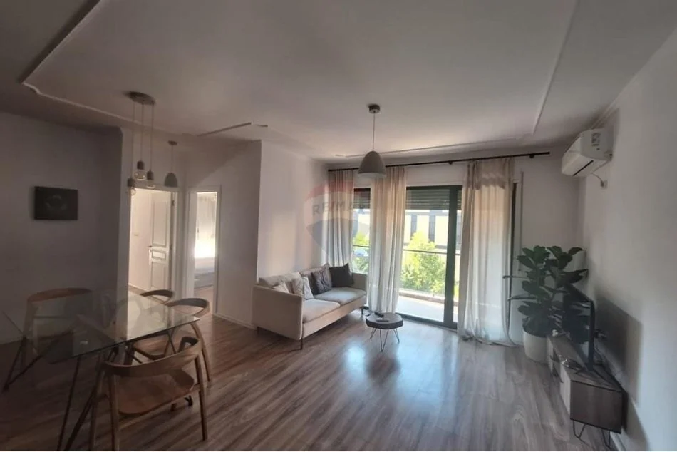 Tirane, jepet me qera apartament 2+1 Kati 4, 95 m² 800 € (Don Bosko - Jordan Misja)
