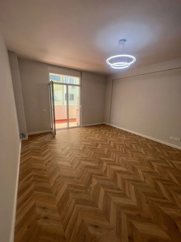 Tirane, shitet apartament 1+1 , 72 m² 120.000 € (KODRA E DIELLLIT 1)