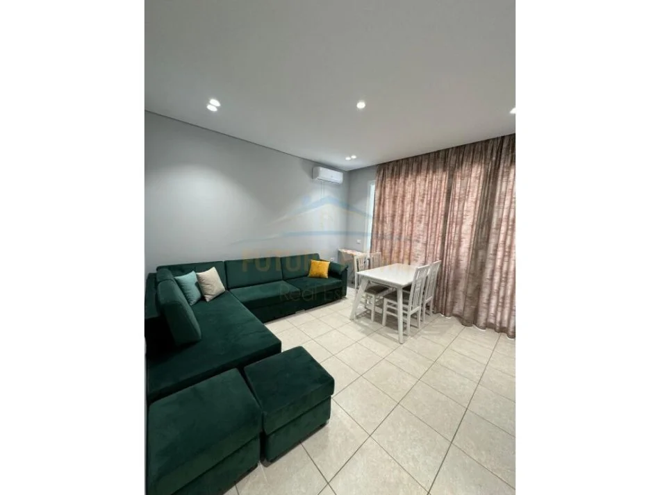 Vlore, shitet apartament 1+1 Kati 2, 48 m² 72.000 € (Orikum)