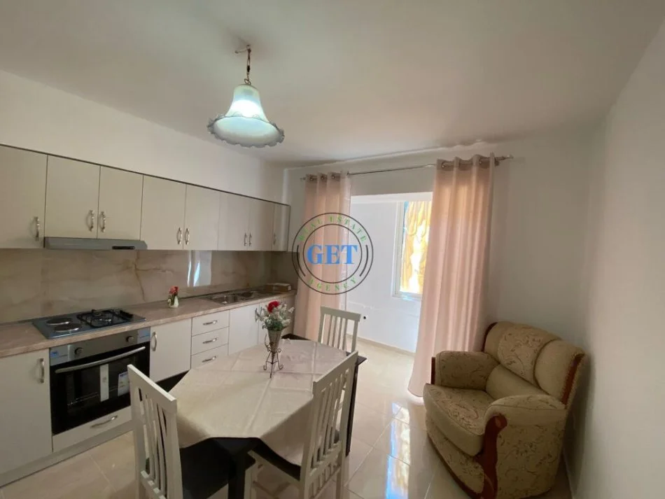 Durres, shitet apartament 1+1+Ballkon Kati 2, 100 m² 55.000 € (Cezma Ferres, Durres)