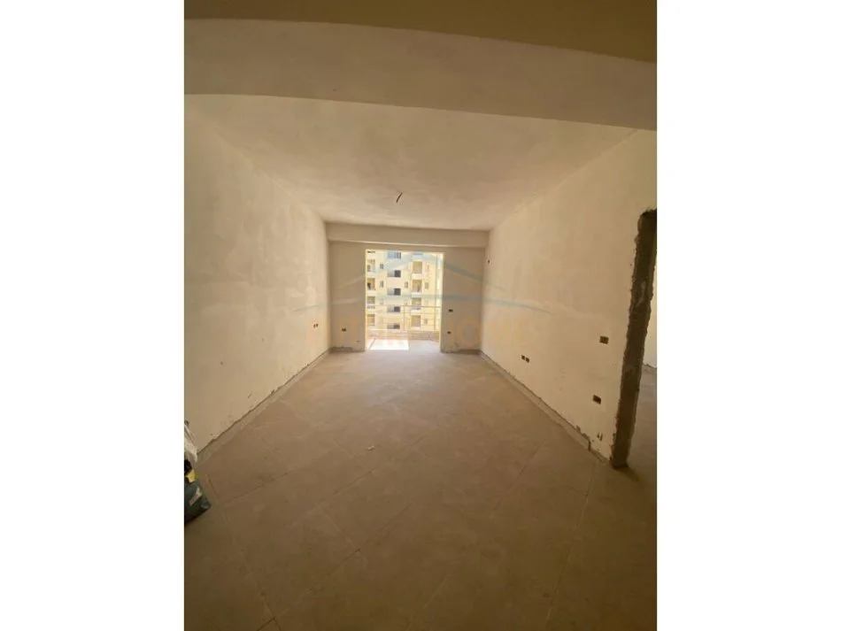 Vlore, shitet apartament 1+1 Kati 5, 77 m² 70.000 € (Pas Parkut Aulona, Vlore)