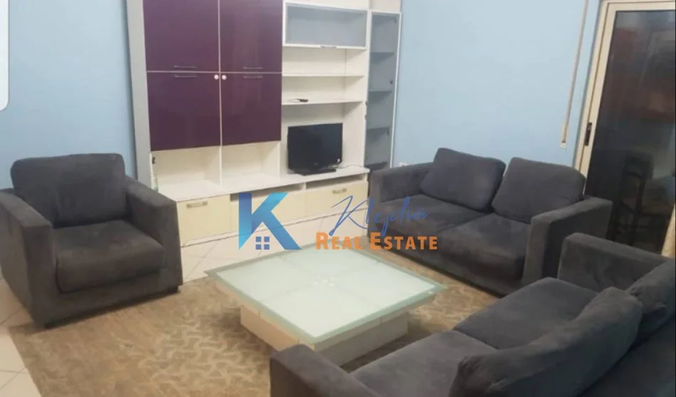 Tirane, jap me qera apartament 2+1+Ballkon Kati 5, 100 m² 550 € (Don Bosko)