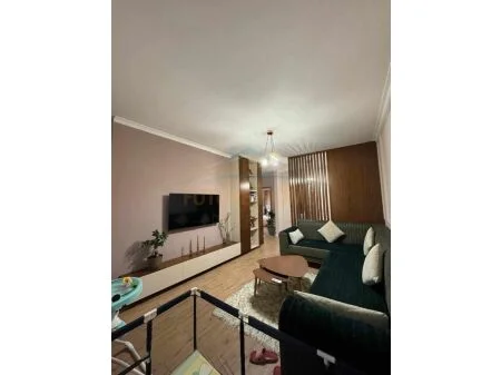 Shitje, Apartament 2+1+2, prane Shkolles Marin Barleti, Tirane.  AREA44286