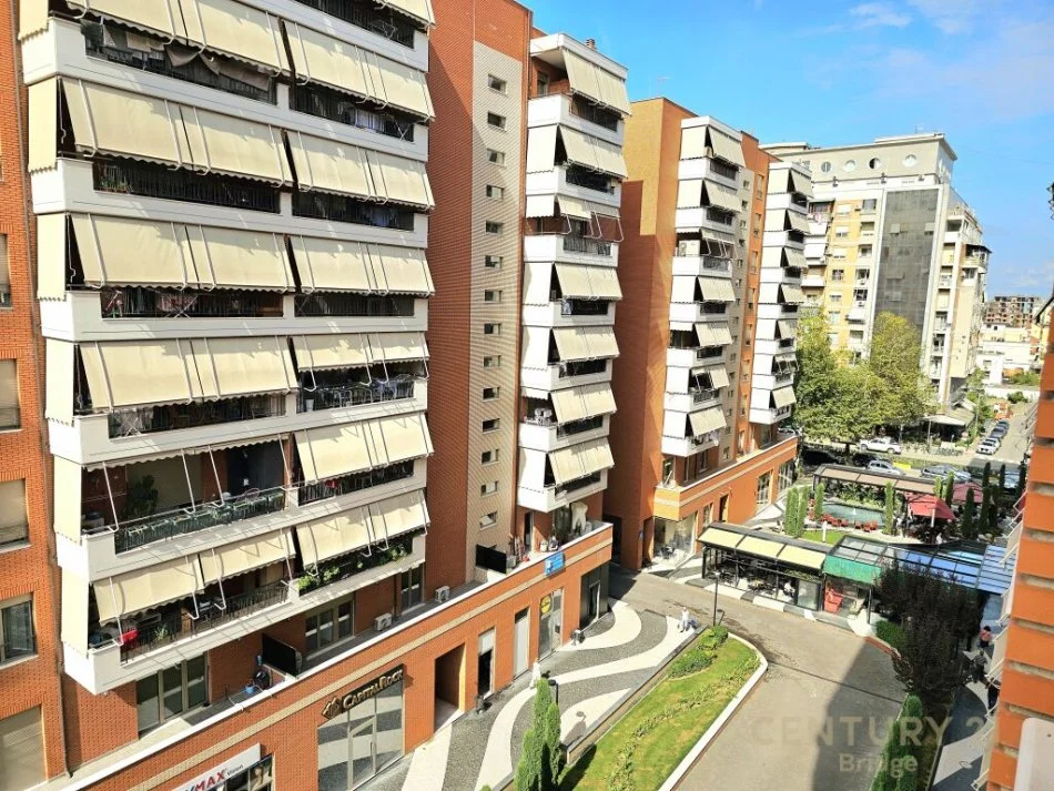 𝐓𝐢𝐫𝐚𝐧𝐞, 𝐣𝐞𝐩𝐞𝐭 𝐦𝐞 𝐪𝐞𝐫𝐚 𝐚𝐩𝐚𝐫𝐭𝐚𝐦𝐞𝐧𝐭 𝟐+𝟏 𝐊𝐚𝐭𝐢 𝟓, 𝟏𝟐𝟎 𝐦² 𝟏.𝟎𝟎𝟎 € (𝐊𝐨𝐦𝐩𝐥𝐞𝐤𝐬𝐢 𝐃𝐞𝐥𝐢𝐣𝐨𝐫𝐠𝐣𝐢)