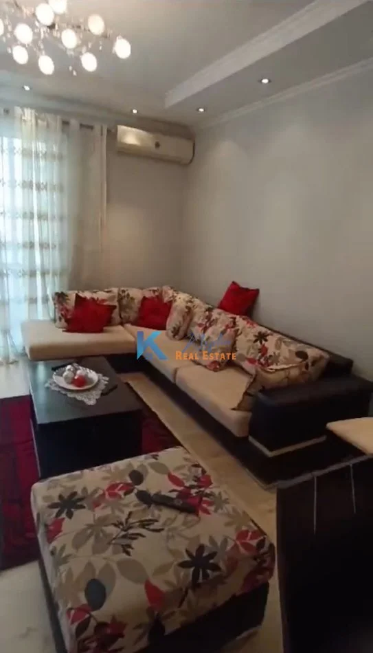 Tirane, jap me qera apartament 2+1+Ballkon Kati 4, 104 m² 800 € (Kodra e Diellit)