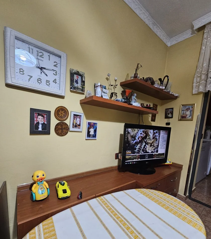 Tirane, shitet apartament 2+1 Kati 1, 75 m² 77.000 € 