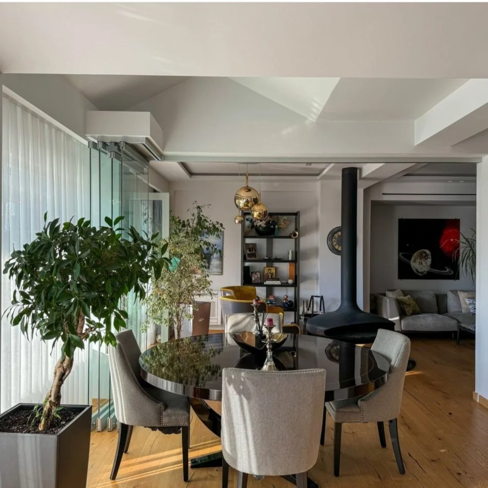 Shqiperi, jepet me qera Vile 2+1+Ballkon Kati 3, 350 m² 4.200 € (rruga e vilave)