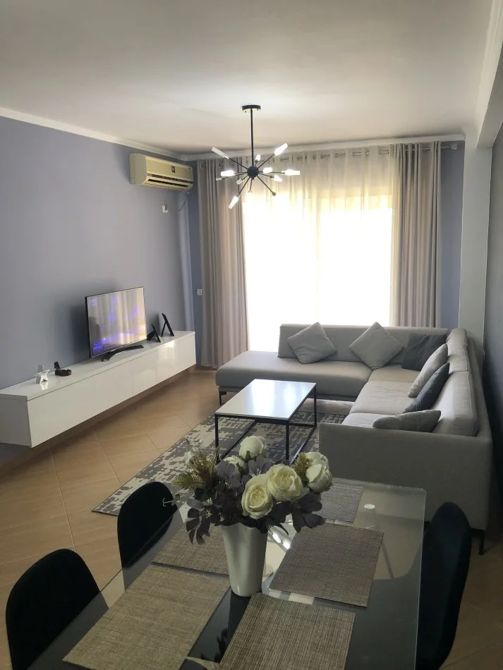 Tirane, shitet apartament 2+1 Kati 4, 112 m² 144.000 € (Rruga Lino Ligori)