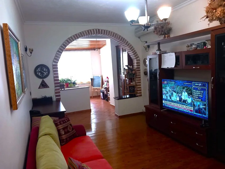 Tirane, shitet apartament duplex 4+1 , 157 m² 239.000 € (Vasil Shanto)