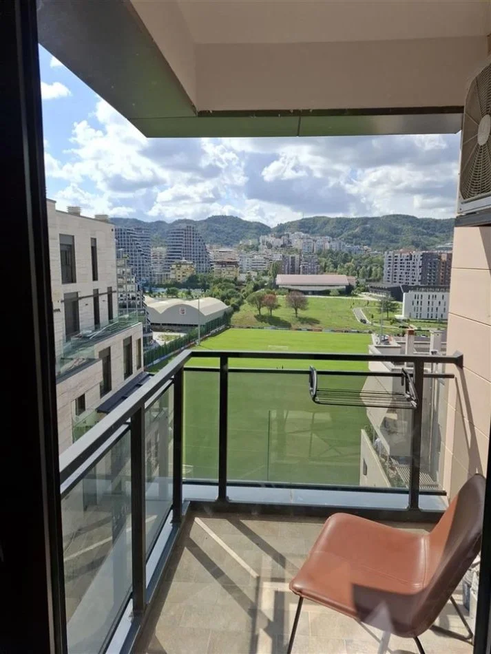 Tirane, jepet me qera 1+1+Ballkon Kati 9, 59 m² 850 € (rruga e kosovareve)