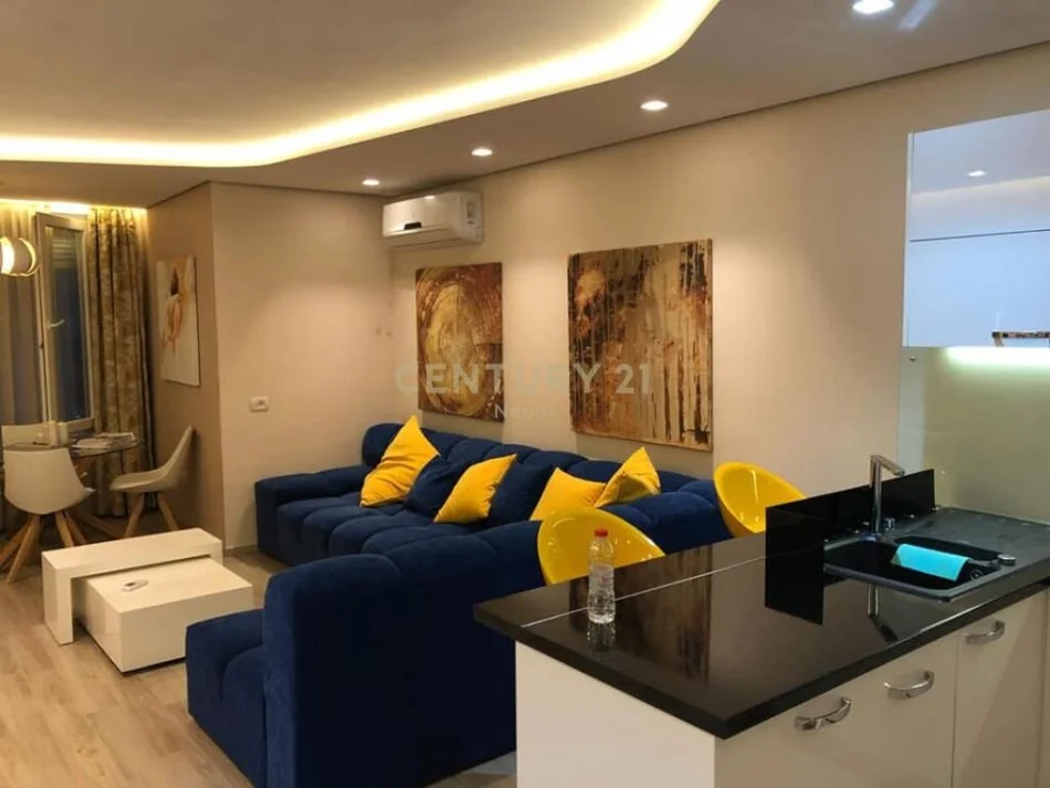 Tirane, shitet apartament 2+1+Ballkon Kati 2, 65 m² 175.000 € (Rruga Peti)
