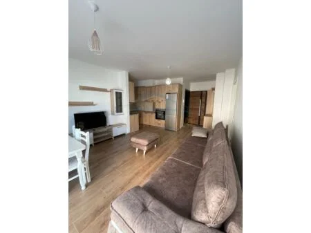 Tirane, jepet me qera apartament 3+1 Kati 3, 118 m² 650 € (Ish Profarma, Porcelan, Tiranë AREA45564)