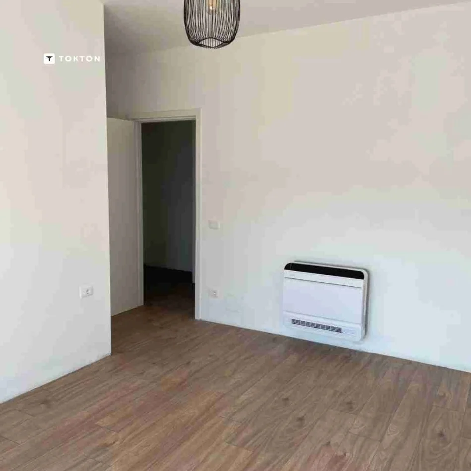 Tirane, jepet me qera apartament 3+1+Ballkon Kati 4, 148 m² 500 € (JORDAN MISJA)