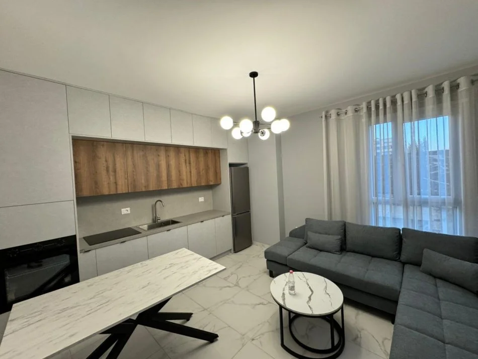Tirane, jepet me qera apartament 2+1 Kati 2, 90 m² 800 € (Don Bosko, Trio Tower Residence)