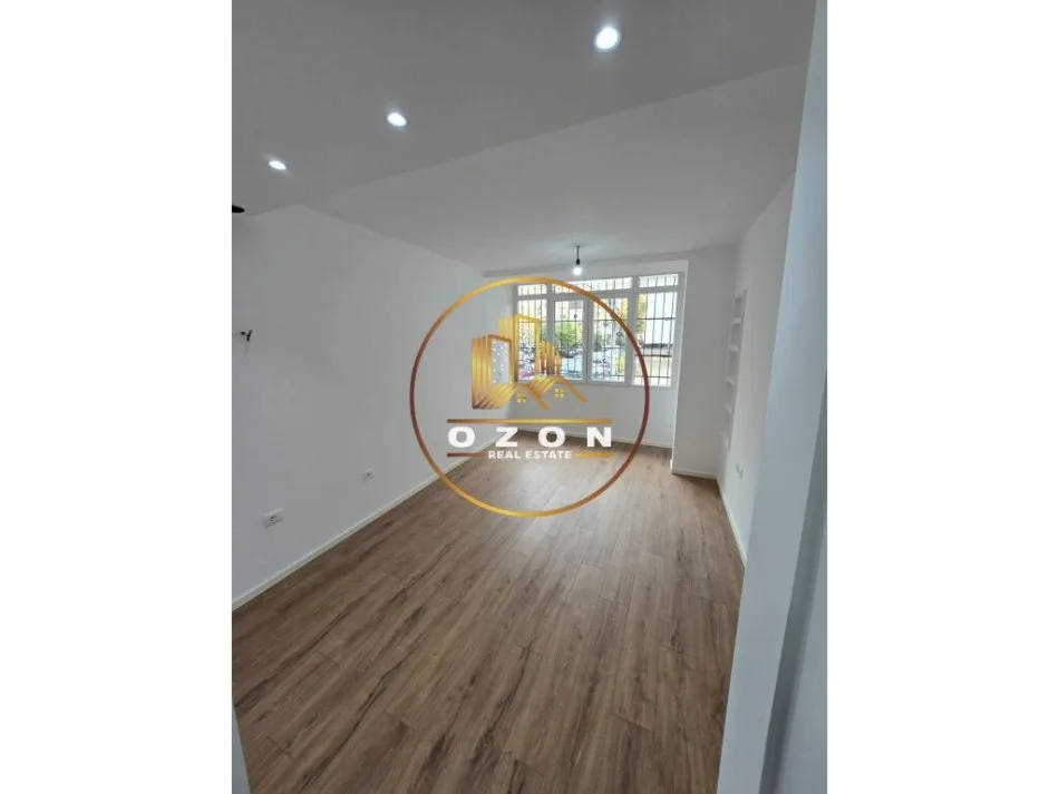 Tirane, shitet 2+1 Kati 2, 65 m² 120.000 € (Rr.Ferrit Xhajko. Stacioni i Trenit)