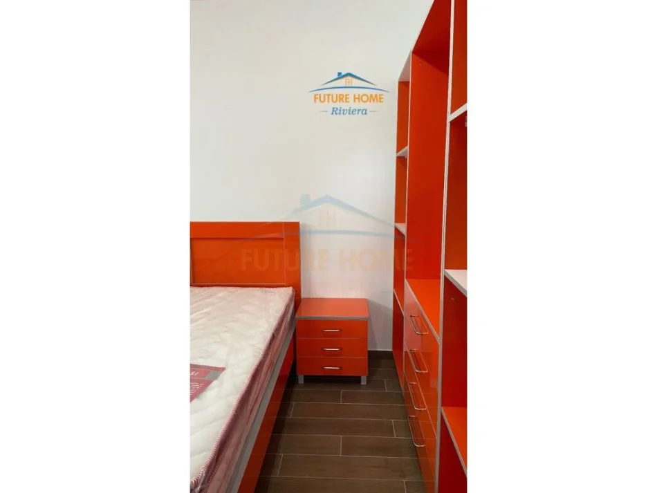 Vlore, jepet me qera shtepi 1+1 , 60 € (Lagjia 10 korriku ,Vlore, Centrale RV4703)