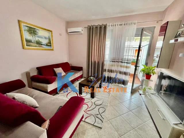 Tirane, jap me qera apartament 2+1+Ballkon Kati 6, 76 m² 600 € (Mine Peza)