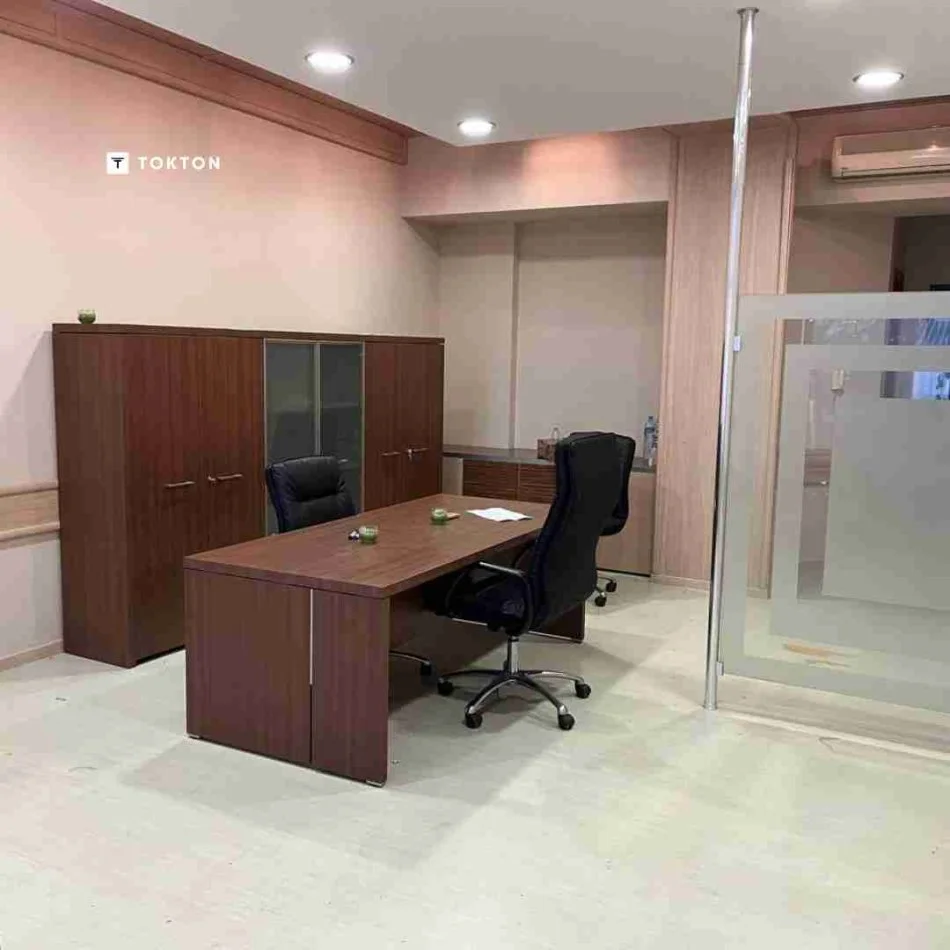 Tirane, jepet me qera ambjent biznesi Kati 1, 50 m² 500 € (Don Bosko)