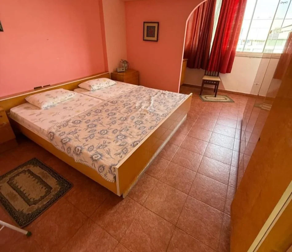 Tirane, jepet me qera apartament 2+1 Kati 8, 100 m² 600 € (KIKA 2 KOMUNE ,NUK BASHKEPUNOJME ME AGJENSI)