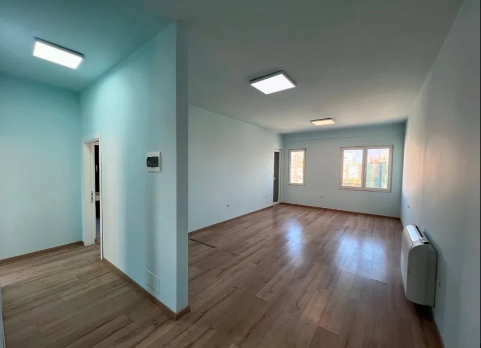 Tirane, shitet apartament 2+1 Kati 6, 110 m² 260.000 €