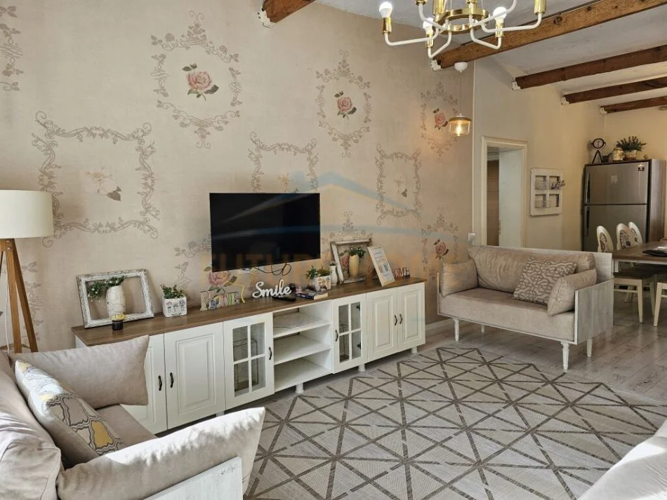 Tirane, shitet apartament 2+1+Aneks+Ballkon Kati 4, 100 m² 179.000 € (siri kodra)