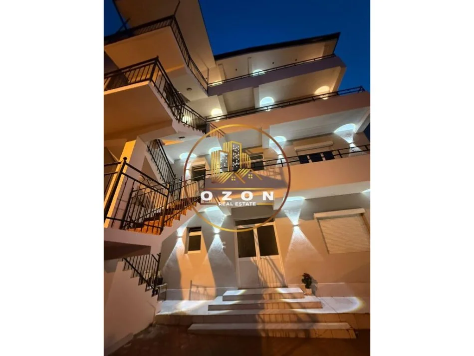 Tirane, jepet me qera Vile 3 Katshe Kati 3, 415 m² 5.000 € (myslym shyri)