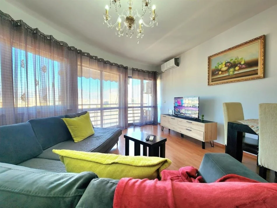 Tirane, jepet me qera apartament 1+1+Ballkon Kati 9, 70 m² 650 € (Zogu i Zi, prane Ring Center)