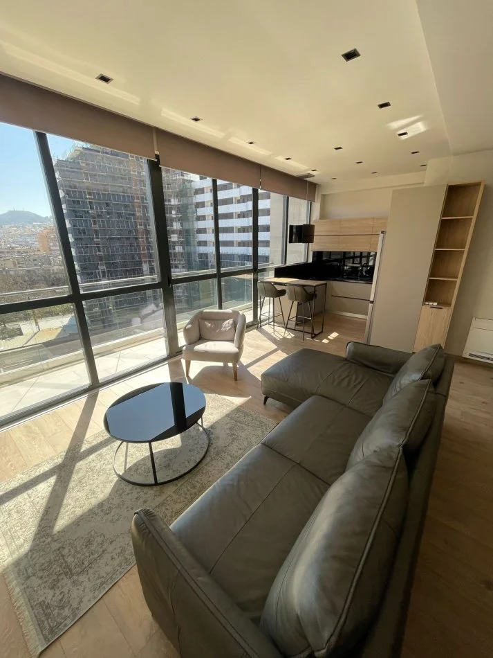 Tirane, jepet me qera apartament 2+1 Kati 6, 100 m² 1.200 € (Rruga e Kavajes)