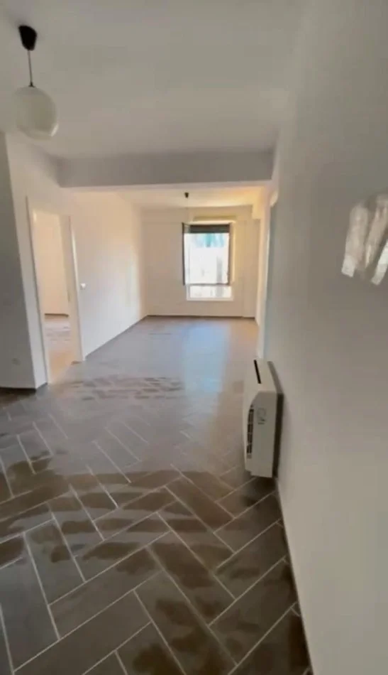 Tirane, jepet me qera apartament 1+1 Kati 8, 91 m² 1.000 € (Myslym Shyri)