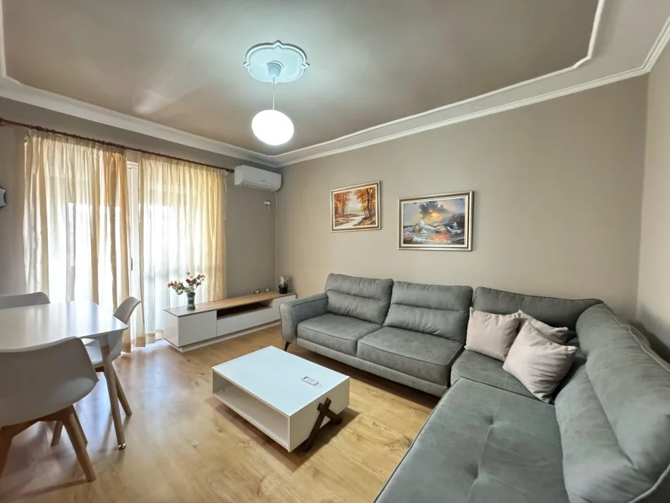 Tirane, shitet 3+1+Ballkon Kati 5, 78 m² 135.000 € (Ish Stacioni i Fundit i Tiranës së Re)