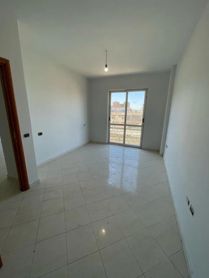 Tirane, shitet apartament 1+1 Kati 2, 66 m² 110.000 € (Rruga Dritan Hoxha)