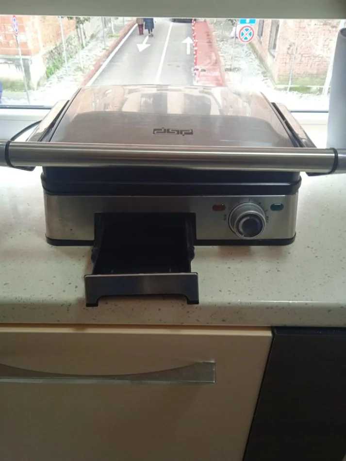 Tirane, shes Tostier | Thekese | Grill Zgare profesionale pjekje