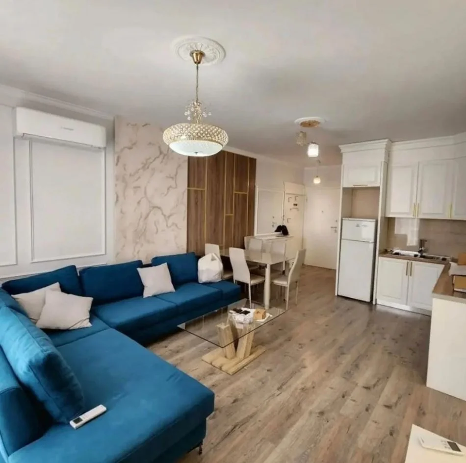 Tirane, jepet me qera apartament 2+1+Ballkon Kati 6, 93 m² 700 € (Fiori di Bosco)