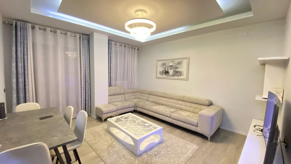 Tirane, jepet me qera apartament 2+1 , 106 m² 1.000 € (Rruga e Elbasanit)