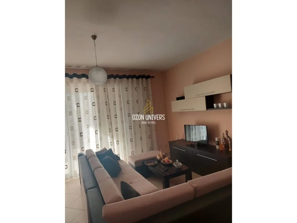 Tirane, shitet apartament 3+1+Ballkon Kati 2, 136 m² 290.000 € (Kopshti Zoologjik)