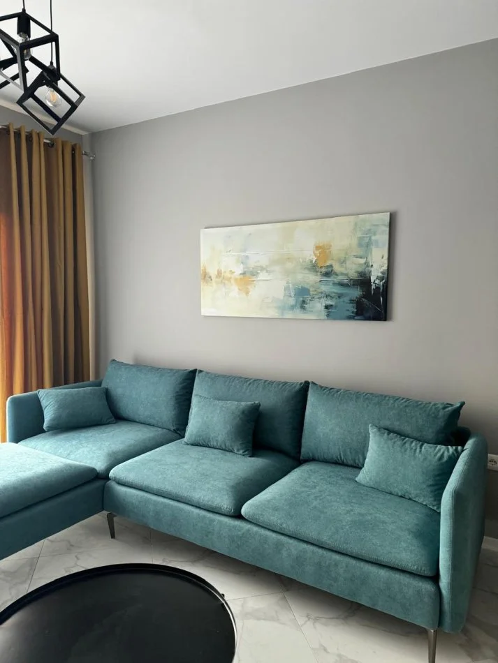 Tirane, jepet me qera apartament 1+1+Ballkon Kati 2, 65 m² 600 € (Trio Tower Residence, Don Bosko)