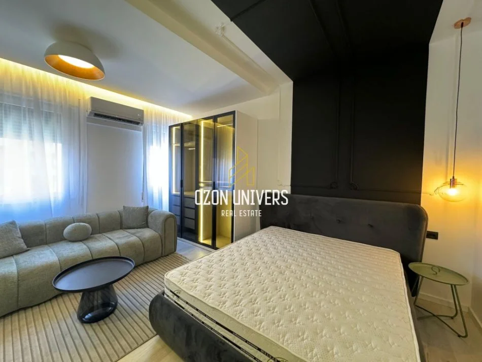 Tirane, jepet me qera garsonier 1+1 Kati 5, 38 m² 500 € (Komuna e Parisit)