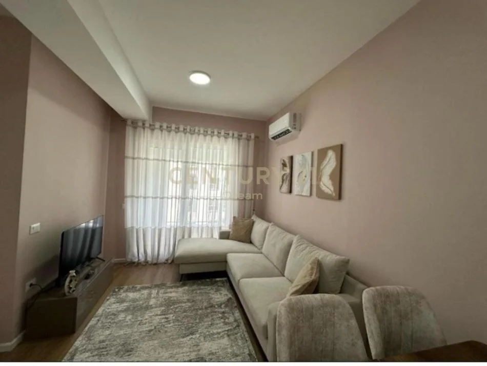 Tirane, jepet me qera apartament 1+1 Kati 6, 53 m² 400 € (Rezidenca Kaimi ,Ali dem)