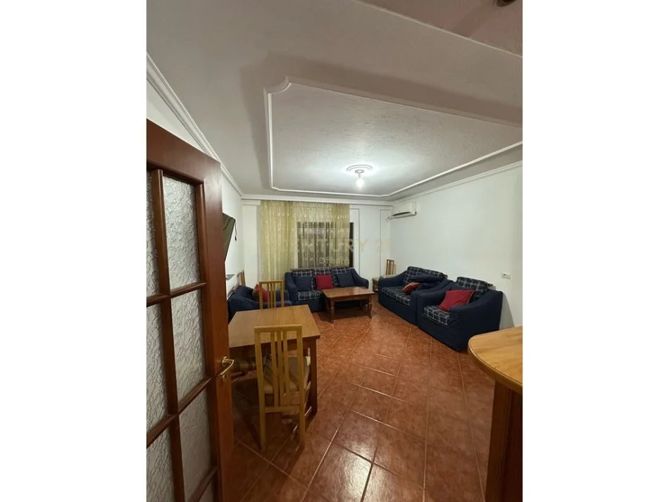 Tirane, jepet me qera apartament 2+1 Kati 9, 95 m² 430 € (Porcelan perballe TV Klan)