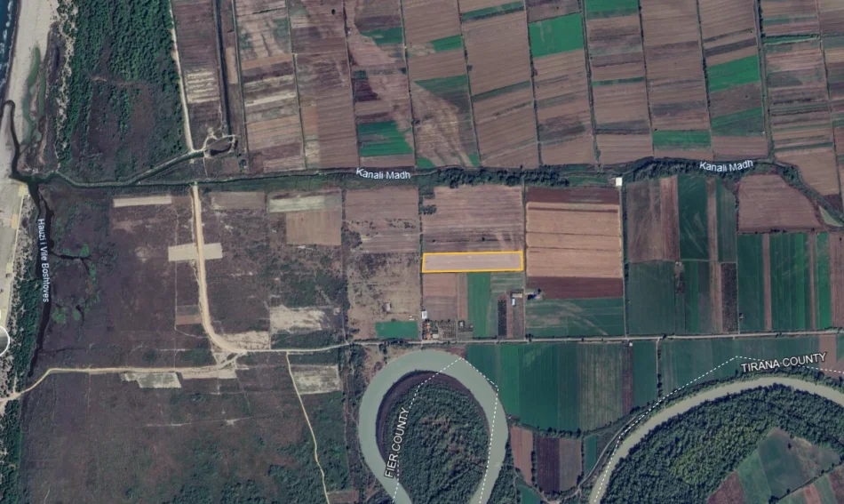 Kavaje, shitet toke ne bregdet , 24.000 m² 600.000 € (Vile-Bashtove,Kavaje)