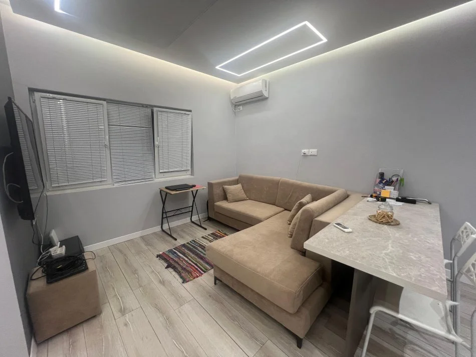 Tirane, shitet apartament 1+1+Ballkon Kati 5, 48 m² 100.000 € (Rr Hoxha Tasim)