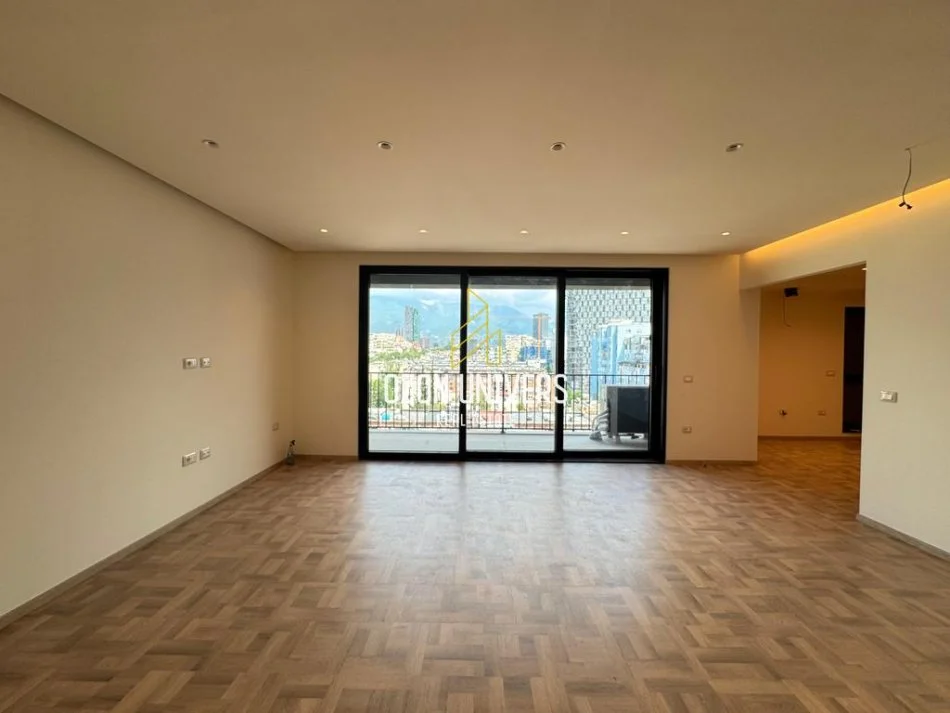 Tirane, jepet me qera apartament 2+1+Ballkon Kati 6, 141 m² 1.500 € (Myslym Shyr)