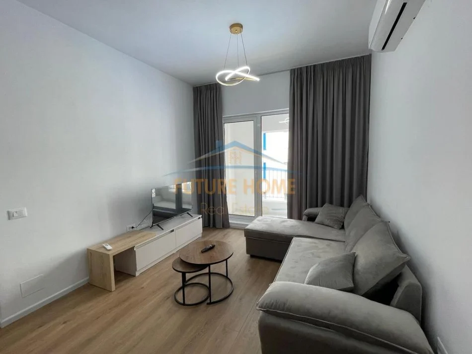 Tirane, jepet me qera apartament 2+1+Aneks+Ballkon Kati 5, 85 m² 550 € (rezidenca kaimi ali dem)