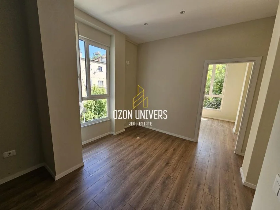 Tirane, shitet apartament 1+1 Kati 4, 42 m² 118.000 € (Myslym Shyri)