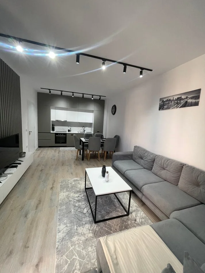 Tirane, shitet apartament 2+1 Kati 3, 92 m² 200.000 € (Residenca Erli)