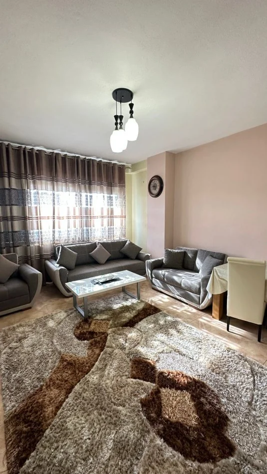 Tirane, jepet me qera 2+1 Kati 5, 86 m² 550 € (Dritan Hoxha)