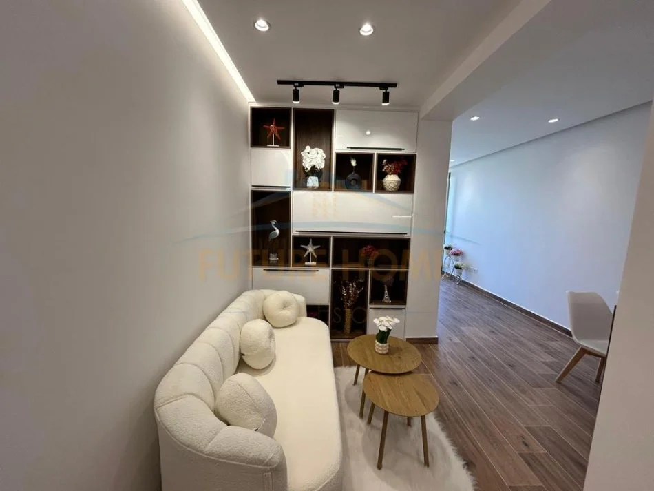 Durres, shitet apartament 1+1 Kati 2, 56 m² 74.000 € (Plazh Rrota e Kuqe, Durrës)