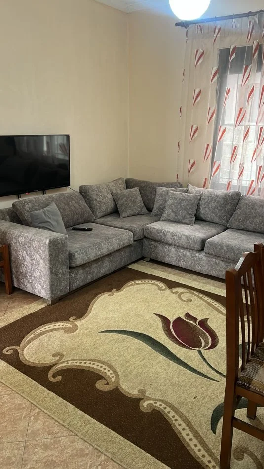 Tirane, jepet me qera apartament 1+1 Kati 1, 60 m² 300 € (Nënstacioni Elektrik)