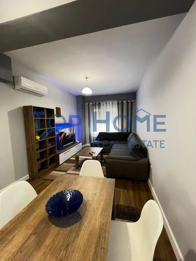 Tirane, jepet me qera apartament 1+1+Aneks Kati 3, 70 m² 500 € (Kodra e Diellit 2)