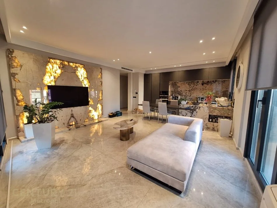 Tirane, shes apartament 3+1 Kati 3, 140 m² 640.000 € (liceu artistik)